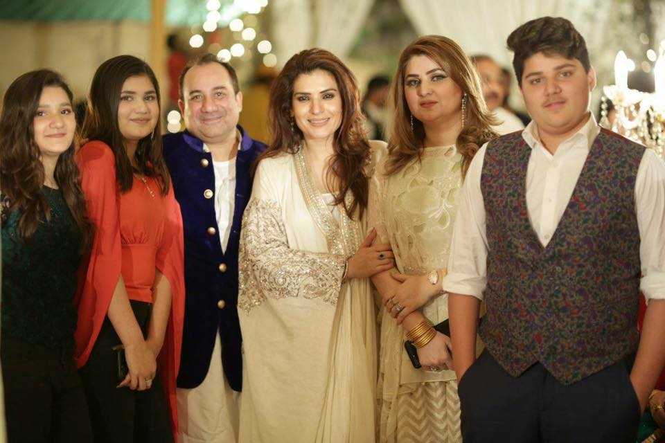 meet-beautiful-family-of-rahat-fateh-ali-khan-the-great-musician